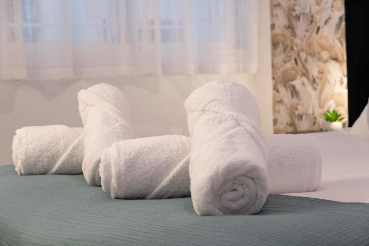 Luxury Apartment Puerta Del Sol City Center Gran Via With Ac Madrid Exterior photo